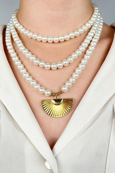 Sose Moda Fan Model Three Rows Design - Pearl Necklace - Gold