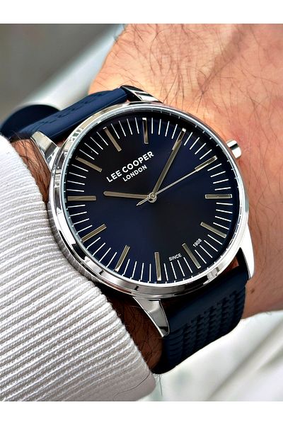Lee Cooper Custom Design Navy Blue Color Silicone Band Men's Wrist Watch 7715.399