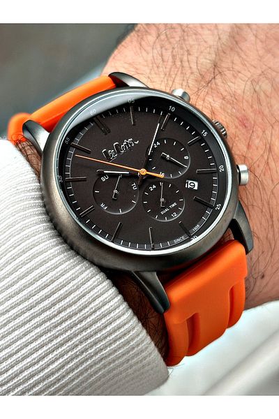 Lee Cooper 5 ATM Waterproof Men's Wrist Watch with Silicone Cord - Functions Active