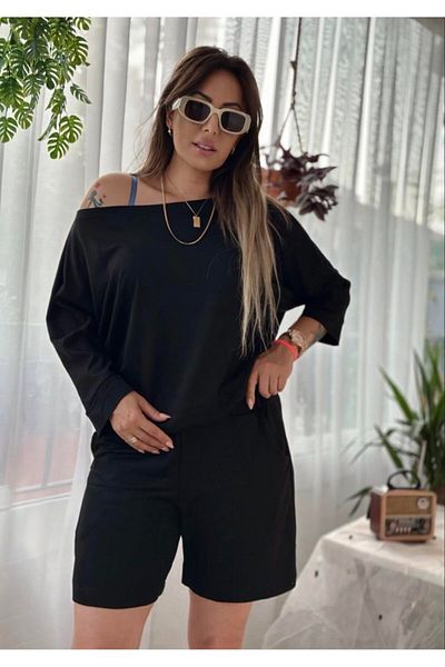 JANES طقم بلوزة وشورت غير متماثل كبير الحجم برقبة قارب للنساء