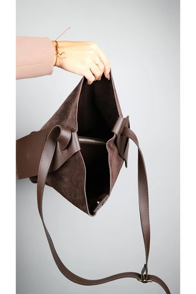 Afra Geantă crossbody din piele întoarsă naturală, noua colecție