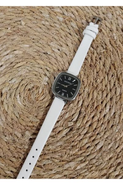 Brality Retro Minimalistiki Mining Style Women Wrist Watch - Silver Case Black Dial