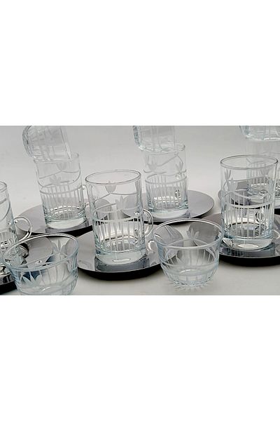 Paşabahçe 18-Piece 6-Person Slide-Out Decor Cut-Out Tea Set