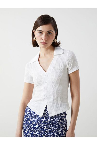 LC Waikiki LCW Vision Polo Kragen strukturierte Damenbluse