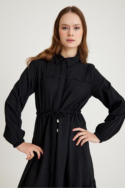 Olcay Robe Scallop Detailed Gathered Waist Dlouhé šaty ČERNÉ 9494-E