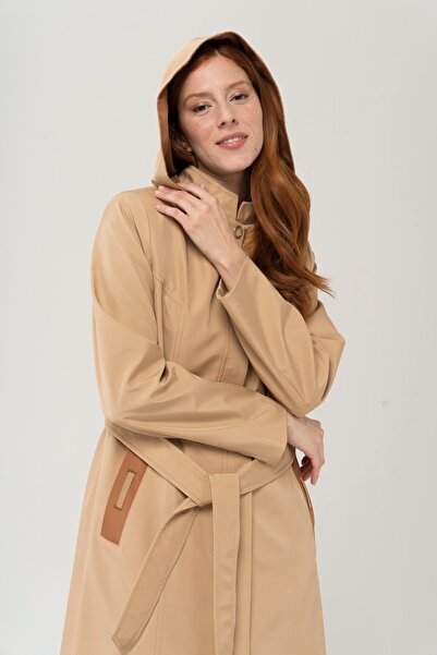 Olcay Detailní dlouhý trenčkot s odnímatelnou kapucí Garni KAMEL 4289