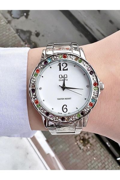 Q&Q Women's Metal Band Wristwatch