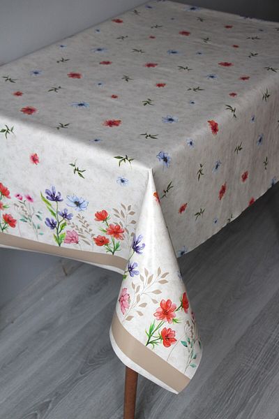 DedeEvTekstil Față de masă din pânză uleioasă din PVC din fibră - ștergabilă și cu model floral KnrWater