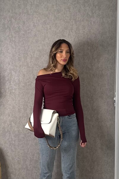 Mucios Uzun Kollu Asimetrik Bluz