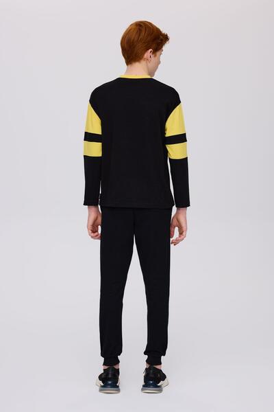 Nebbati Boy's Black Tshirt