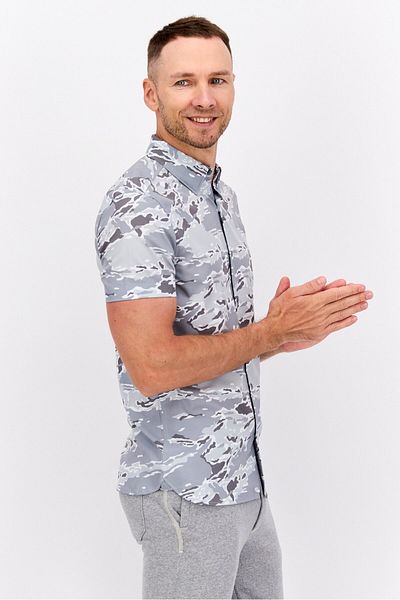 Perry Ellis Men Slim Fit Camouflage Short Sleeve Casual Shirt, Grey Combo