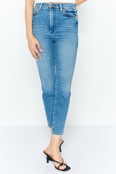 WRANGLER Women Regular Fit High Rise Straight Leg Jeans, Blue