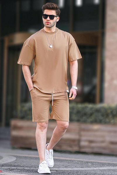 Madmext Мъжки къси панталони Cappuccino Basic 6377