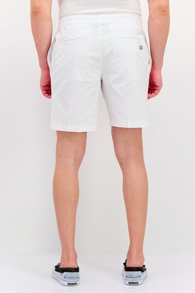 Perry Ellis Men Solid 9 Inseam Basic Shorts, White