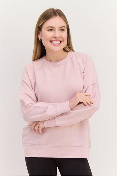 SKECHERS Women Sportswear Fit Long Sleeve Training Sweatshirt, Light Pink