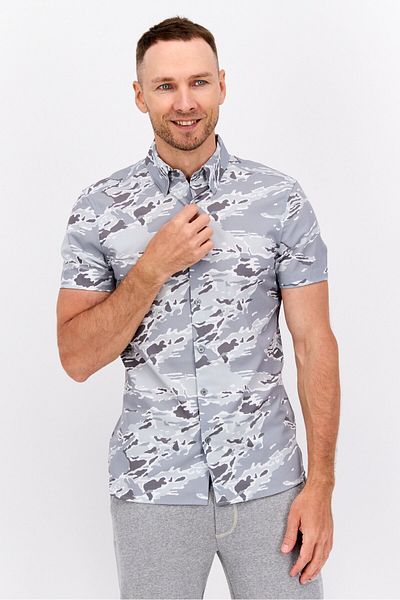 Perry Ellis Men Slim Fit Camouflage Short Sleeve Casual Shirt, Grey Combo