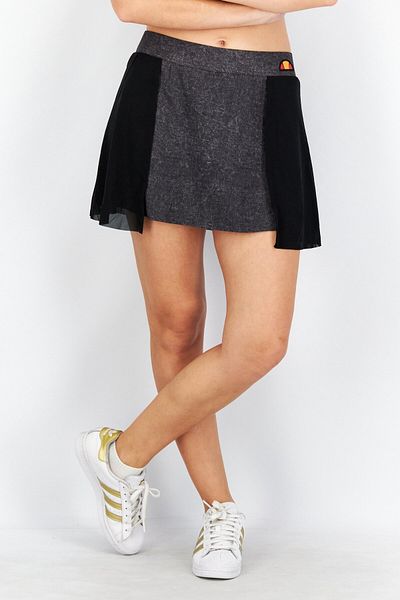 Ellesse Women Pull On Textured Skort, Black