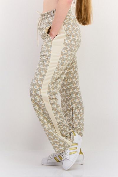 Puma Women Comfort Fit Drawstring Outdoor Sweatpants, Beige Combo