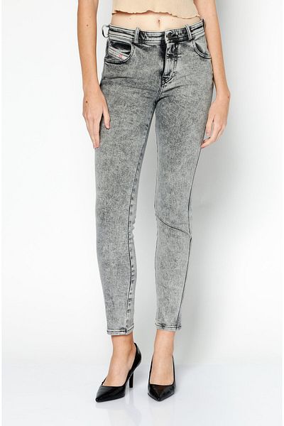 Diesel Women Skinny Fit Washed Stretchable Jeans, Grey