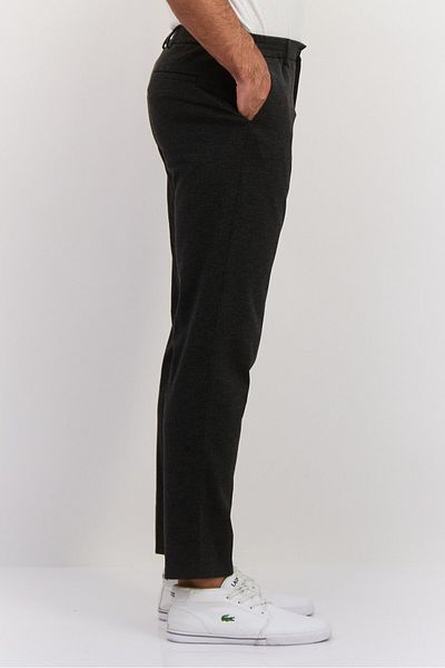 Gant بنطال تشينو سادة بقصّة Slim Fit للرجال، مزيج من الفحم