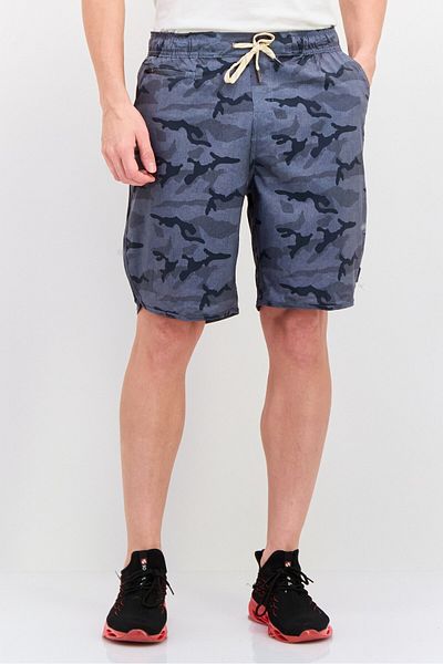 Vintage 1946 Men Sportswear Fit Camouflage Outdoor Shorts, Light Grey