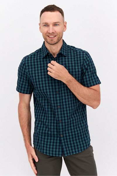 Perry Ellis قميص رجالي كاجوال بنقشة مربعات وأكمام قصيرة وقصّة عادية، أخضر