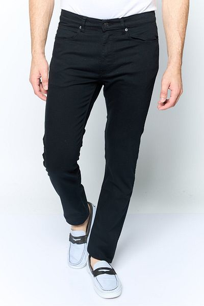Hugo Boss بنطلون جينز رجالي مطاطي بقصّة Slim Fit، لون أسود