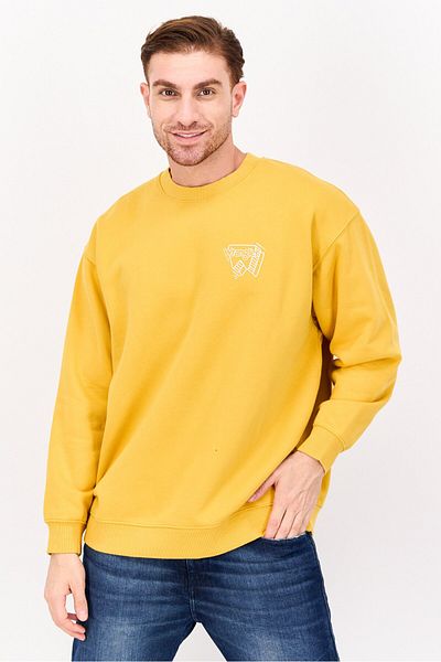 WRANGLER Men Crew Neck Long Sleeve Graphic Sweatshirt, Yellow