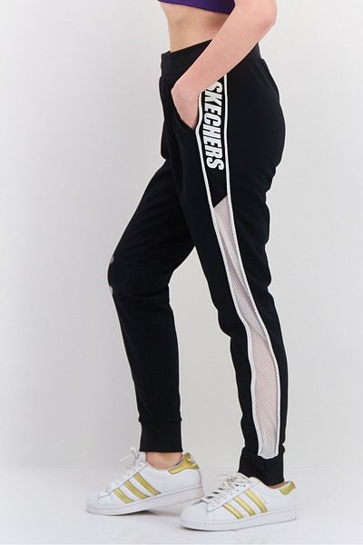 SKECHERS Women Sportswear Fit Training Sweatpants, Black