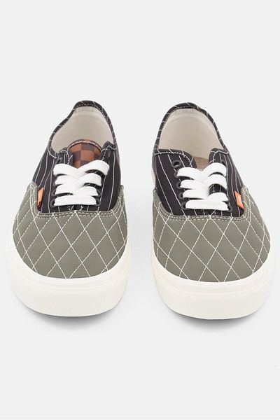 Vans Women Lace Up Authentic Close To Sports Shoes, Olive Combo