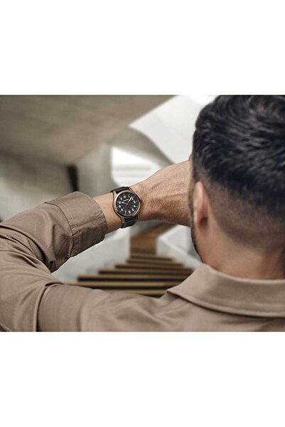 Wenger Ανδρικό ρολόι Wenger 01.0541.125, Quartz, 43mm, 10ATM