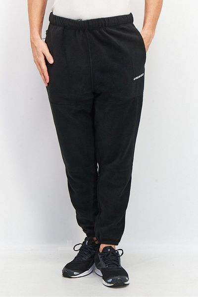 UMBRO Men Sportswear Fit Training Sweatpants, Black