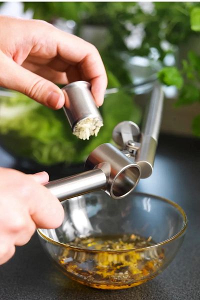 VİGENTİNO Konchis Garlic Crusher Stainless Steel Garlic Crusher
