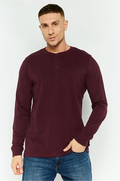 GAP Men Crew Neck Long Sleeves Plain T-shirt, Maroon