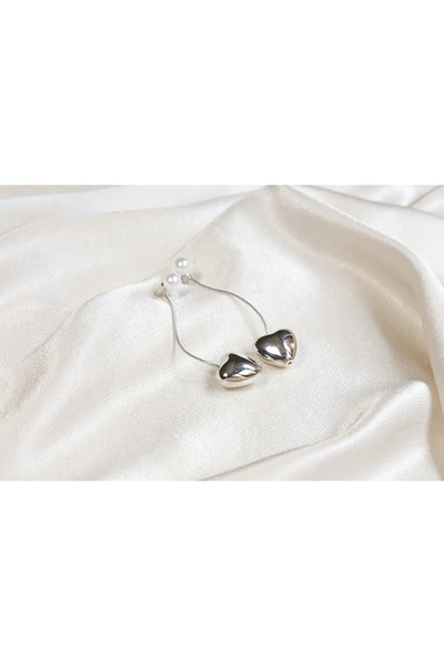 Brillo Chain Dangle Heart Pearl Earrings