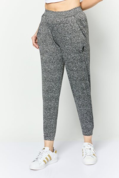 Kangol بنطال رياضي نسائي بقصّة عادية وشعار العلامة التجارية، رمادي