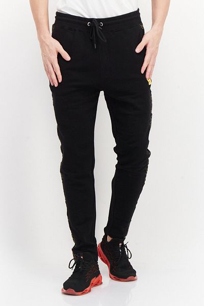UFC Men Sportswear Fit Drawstring Training Sweatpants, Black
