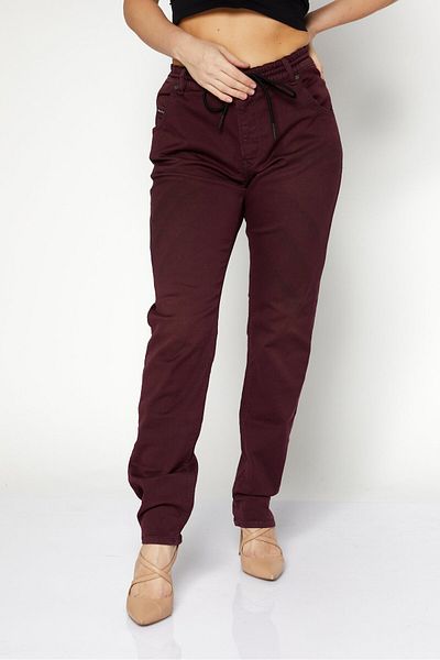 Diesel Women Boyfriend Stretchable Fit Plain Denim Jeans, Maroon