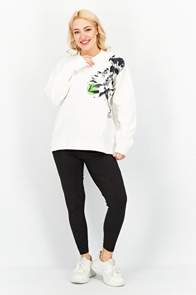 Fila سويت شيرت رياضي نسائي كبير الحجم بأكمام طويلة وشعار العلامة التجارية، أبيض