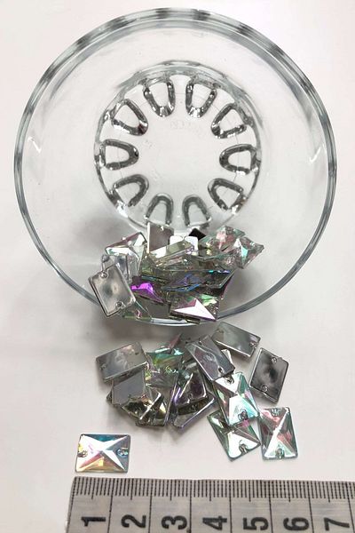 Hayalperest boncuk Πλαστική πέτρα με έγχρωμο ορθογώνιο Janjan (20 GR)