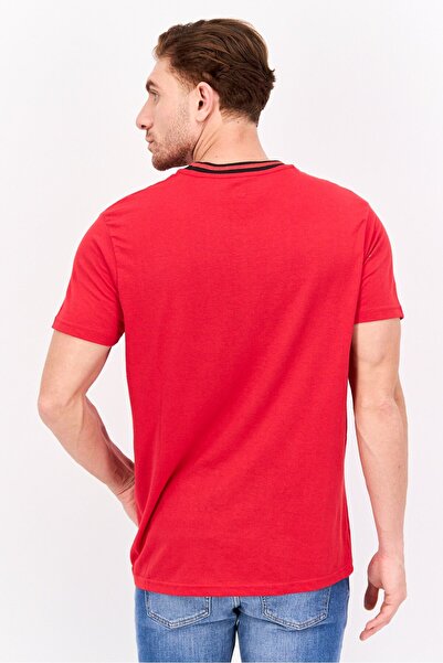 Rocawear Men Crew Neck Short Sleeves Brand Logo T-Shirt, Red