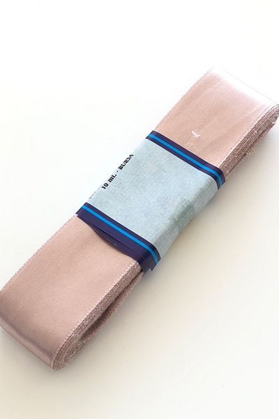 Hayalperest boncuk Panglică Satin Culoare Pudră 4 Cm