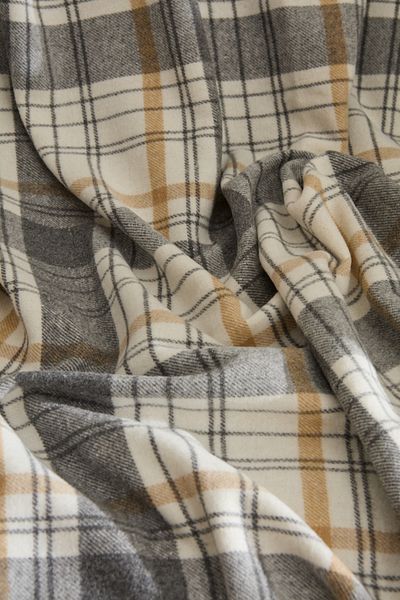 Karaca Home Beige/Black Flannel Throw Tv Blanket