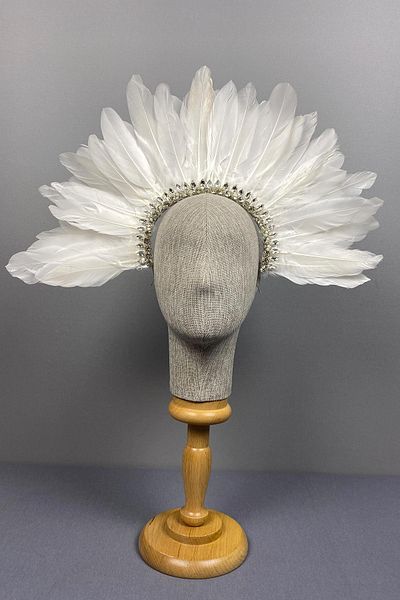 Hayalperest boncuk Hera Bridal Henna Crown - Feather and Jewelled Accessory