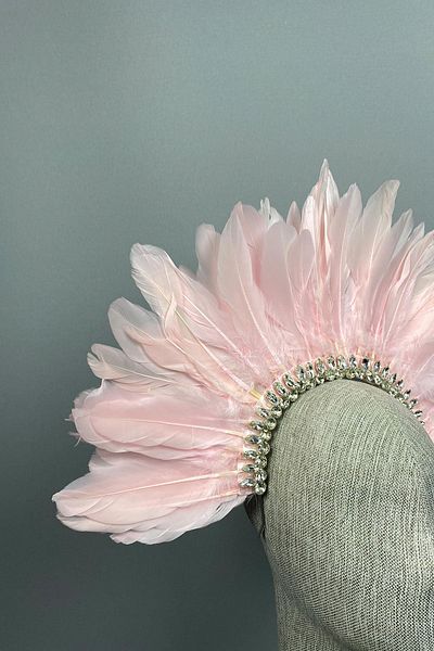 Hayalperest boncuk Hera Bridal Henna Crown - Feather and Jewelled Accessory