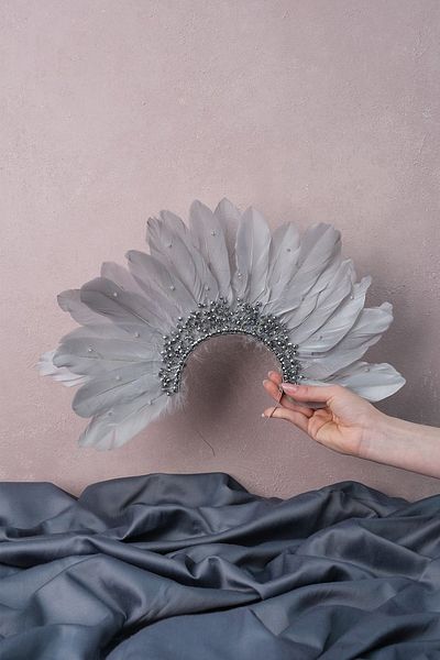 Hayalperest boncuk Coroana de mireasa cu design special cu pene de vultur