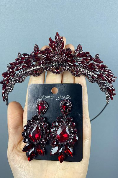 Hayalperest boncuk Set de cercei de mireasa cu coroana de henna si piatra de navetă din cristal Lena burgundy