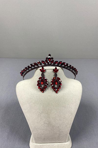 Hayalperest boncuk Burgundy Ece Bridal Henna Crown and Shuttle Stone Earrings