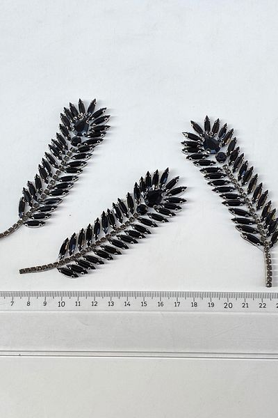 Hayalperest boncuk Black Leaf Patterned Iron Sconce with Shiny Stone Detail