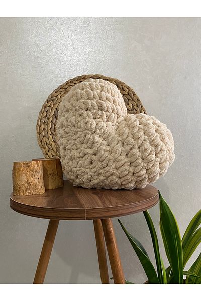 Alize Puffy Lined Heart Pillow